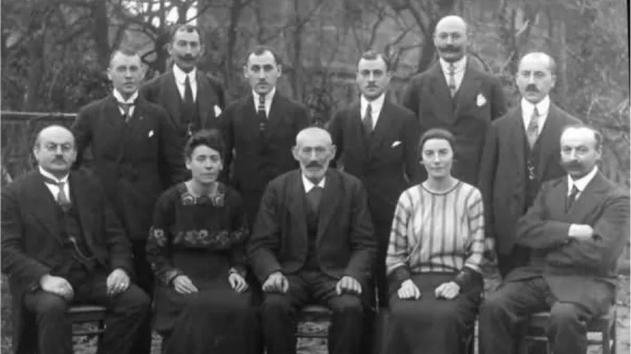 العوامل غير السماوية لنشوء الديانة والطغمة المالية اليهودية